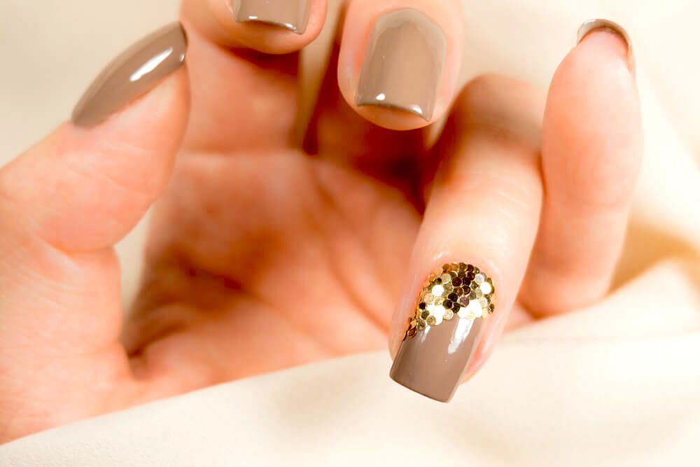 Chic Beige and Gold Nail Design - wide 2