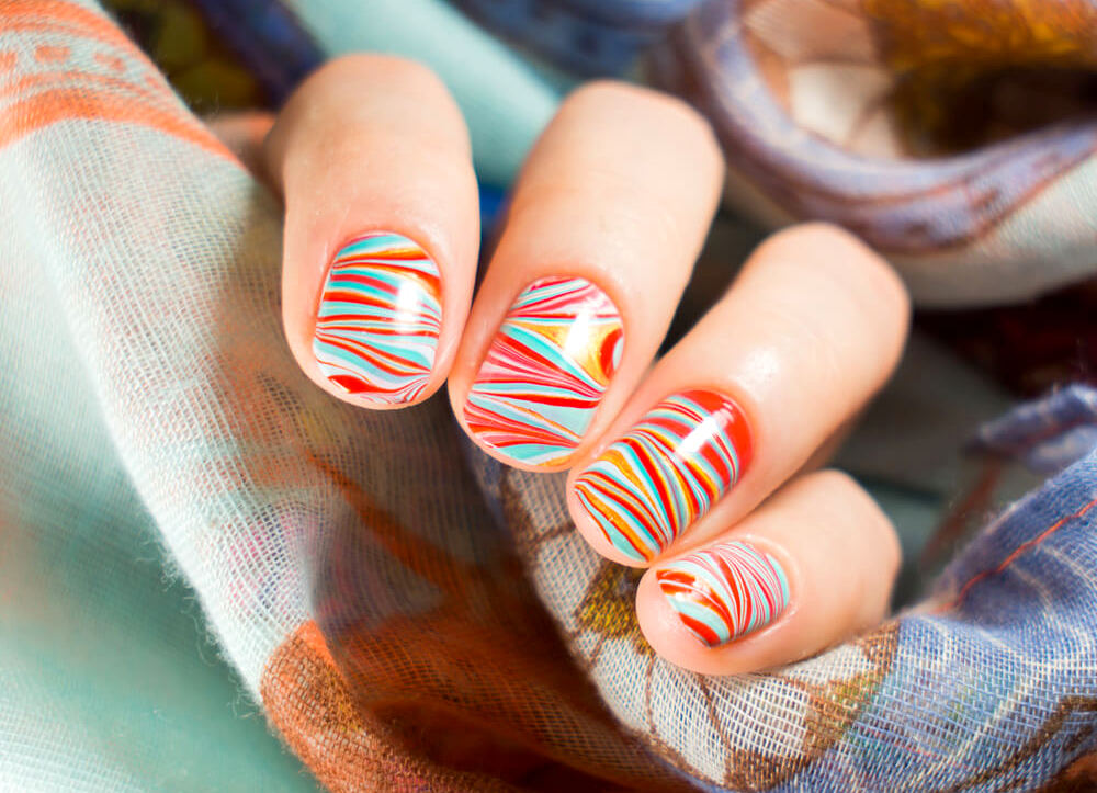 rainbow lines nail art